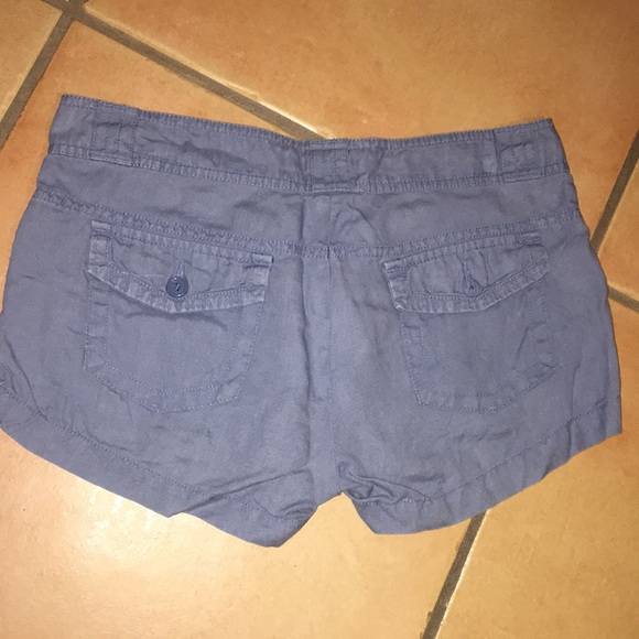 Linen Blue Button Shorts - Picture 3 of 5